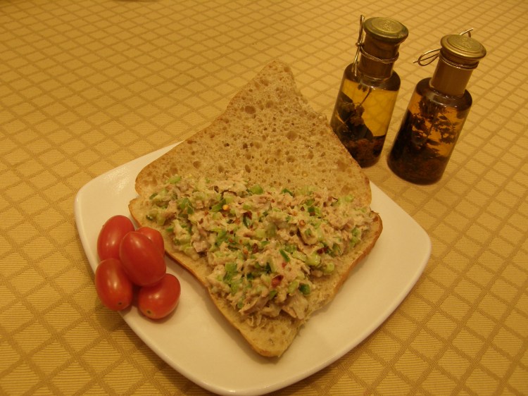Tuna sandwich-1