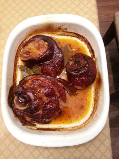 Bavarian smoked knuckle-1