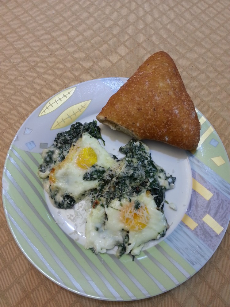 Baked eggs with spinach and gruyere-1