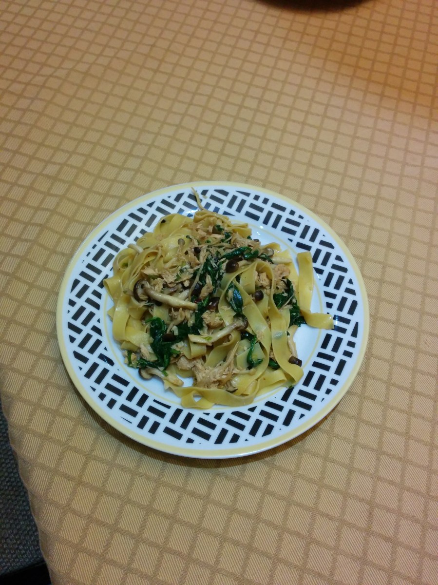 Mushroom and Salmon Linguine-1